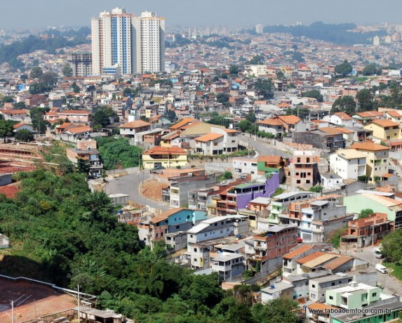 Mesmo com território de apenas 20 km², crescimento da população de Taboão da Serra continua crescendo. (Foto: Arquivo / 2011)