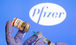 Intervalo para aplicação da segunda dose da Pfizer é reduzido para 21 dias
