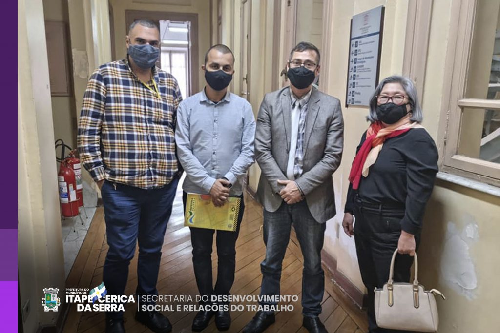 Representantes de Itapecerica da Serra em reunião com o Governo do Estado.
