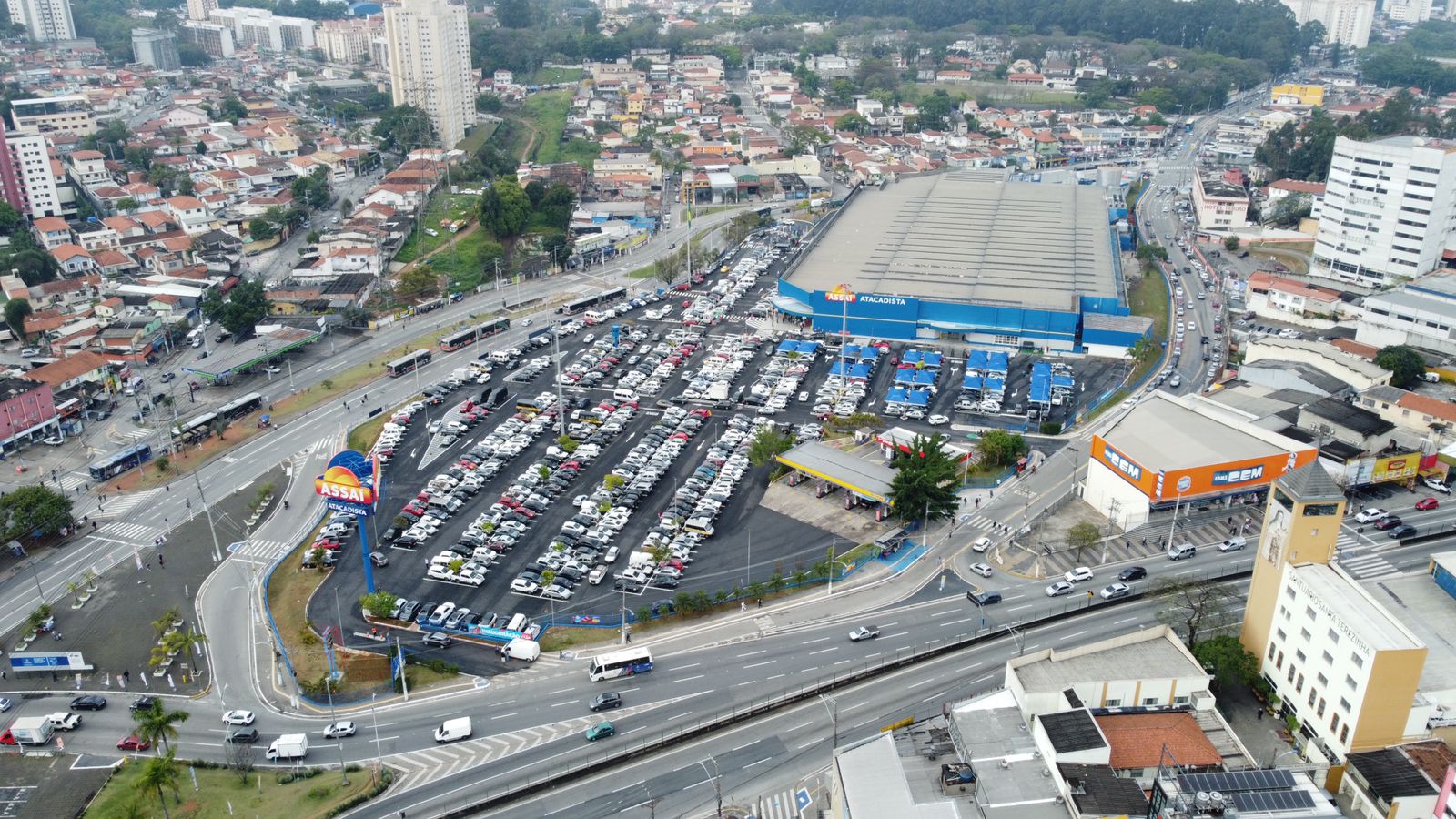 Novo Assaí Atacadista em Taboão da Serra é inaugurado e traz novos serviços Taboão em foco Novo Assaí Atacadista em Taboão da Serra é inaugurado e traz novos serviços Taboão em foco