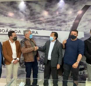 Aprigio e Andre Egydio fazem as pazes