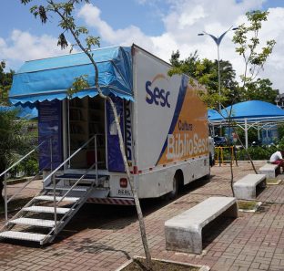 Biblioteca itinerante do Sesc retorna à Taboão da Serra_FOTO 1