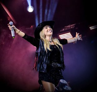 Cantora Elis Justi_divulgação