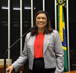 DEPUTADA MARIA ROSAS