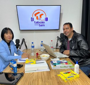 Dirce Takano no Podcast Na Redacao