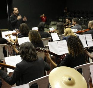 Embu das Artes abre inscrições para cursos gratuitos de cultura e música