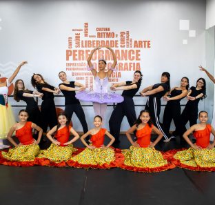 FOTO - Professores e estudantes da Escola de Artes Municipal participarão de concurso de dança no Paraguai (1)