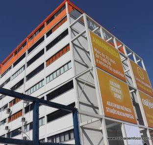 Fachada-da-Faculdade-Anhanguera-de-Taboao-da-Serra