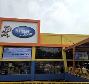 Fachada da Super Doce Maringa