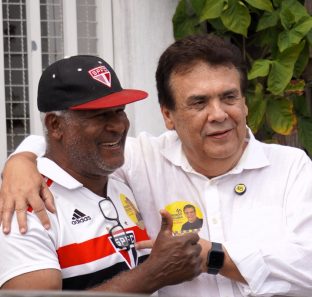 Fernando Fernandes no Jardim Record