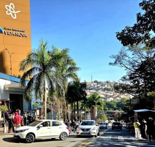 Fila em frente a cooperativa vida nova