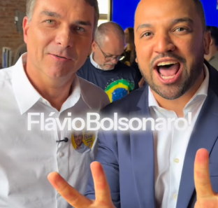 Flavio Bolsonaro e Hugo Prado_reproduçao
