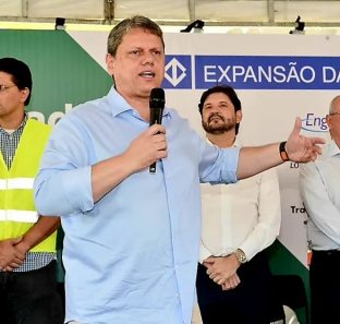 Governador Tarcísio de Freitas