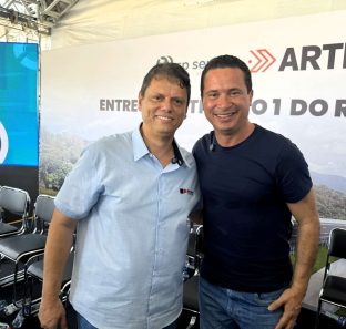 Governador Tarcisio e o deputado Dr. Eduardo Nobrega