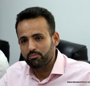 Prefeito Ney Santos está internado com trombose no estômago
