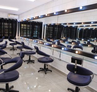 Programa Conecta está com inscrições abertas para 25 cursos gratuitos na Escola de Moda, Beleza e Estética de Taboão da Serra (2)
