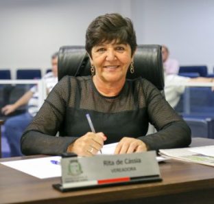 Projeto-da-vereadora-Rita-de-Cássia-institui-política-para-captação-463x348