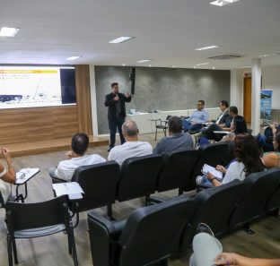 Reunião do Plano Diretor na Câmara Municipal (1) (1)