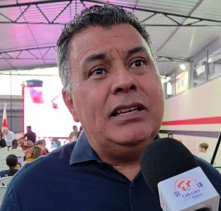 Secretário de Educação, Luciano Corrêa
