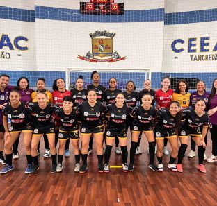Taboão Magnus conquista título regional dos Jogos da Juventude Sub-18 com goleada sobre Caieiras