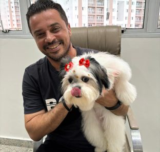 Vereador Anderson Nobrega no gabinete