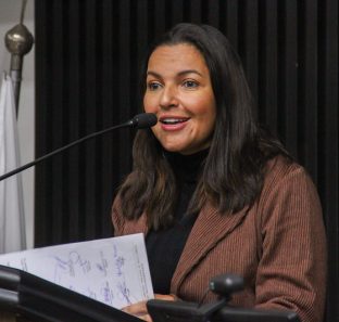 Vereadora Joice Silva tem projeto de lei aprovado