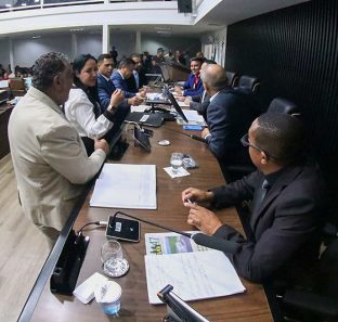 Vereadores aprovam 4 projetos de lei encaminhados pelo Executivo_CMTS