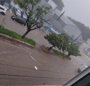 alagando em Taboão