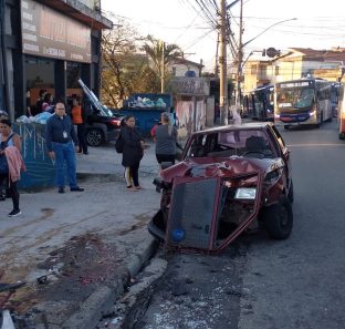 carro que atropelou motorista de onibus