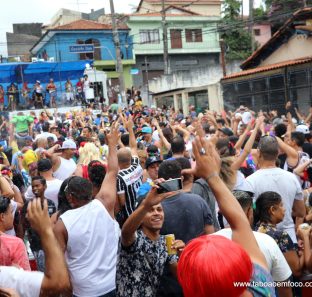 desfile da espera marido