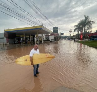 gideon santos com pranca