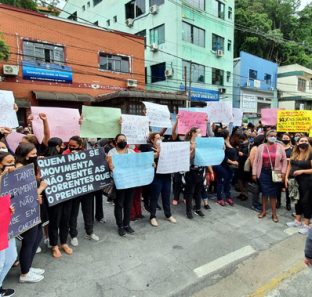 protesto em frente a prefeitura de taboao da serra - nov2021