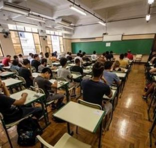 vestibular-estudantes-fazem-prova-fatec-03102019110317183